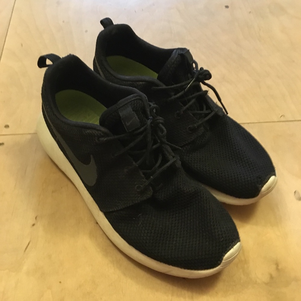 Nike Roshes